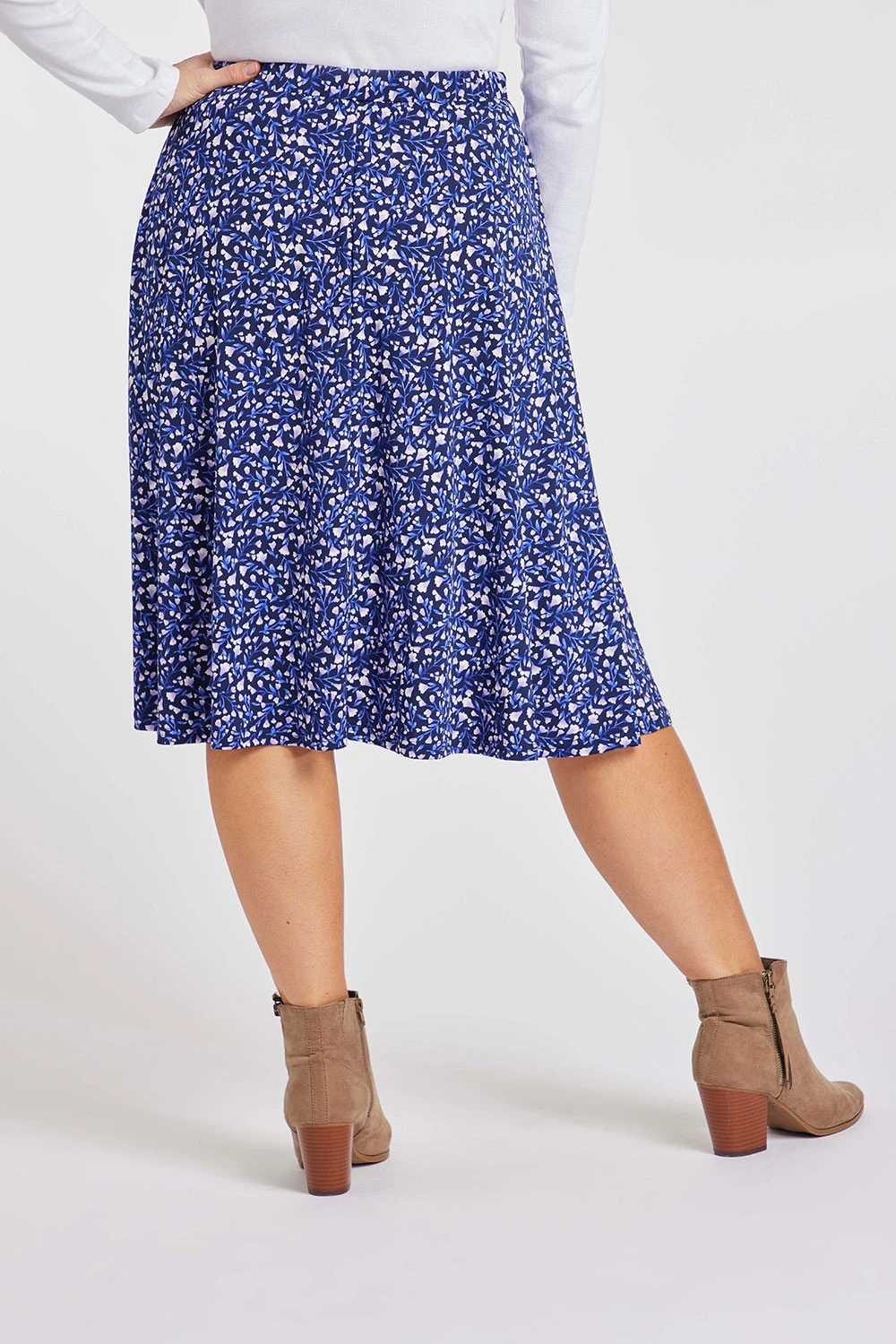 Ditsy Floral Design Midi Skirt - Image 4