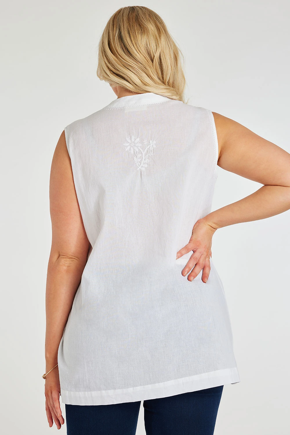 Sleeveless Broderie Top - Image 8