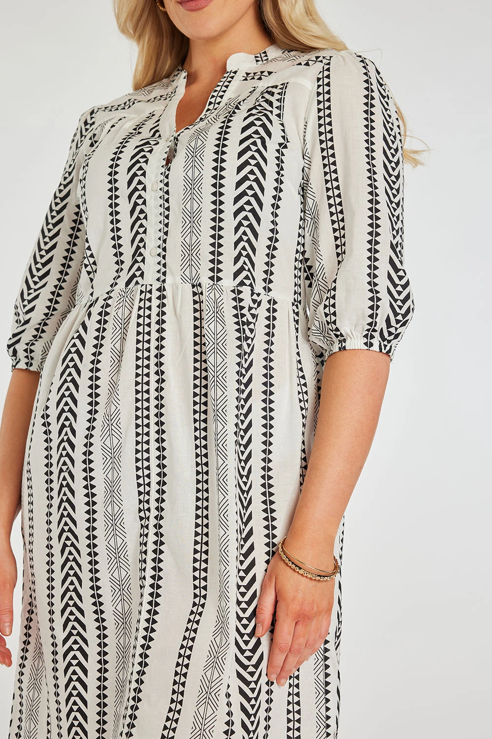 Jacquard Print Striped Dress - Image 6