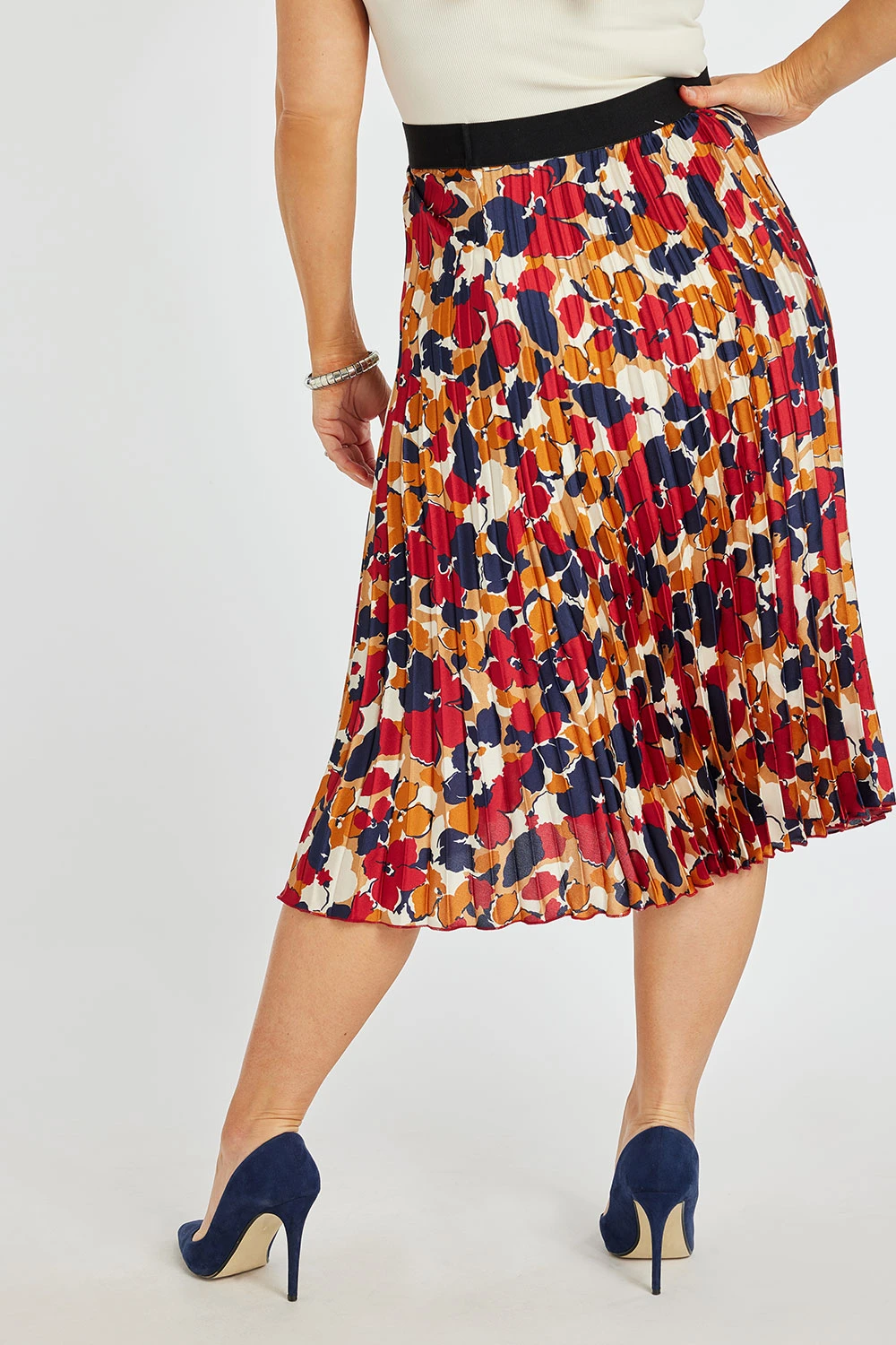 Elasticated Floral Pleated Skirt - Image 4