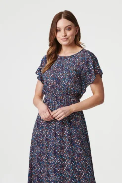 Izabel London – Floral Round Neck Maxi Dress