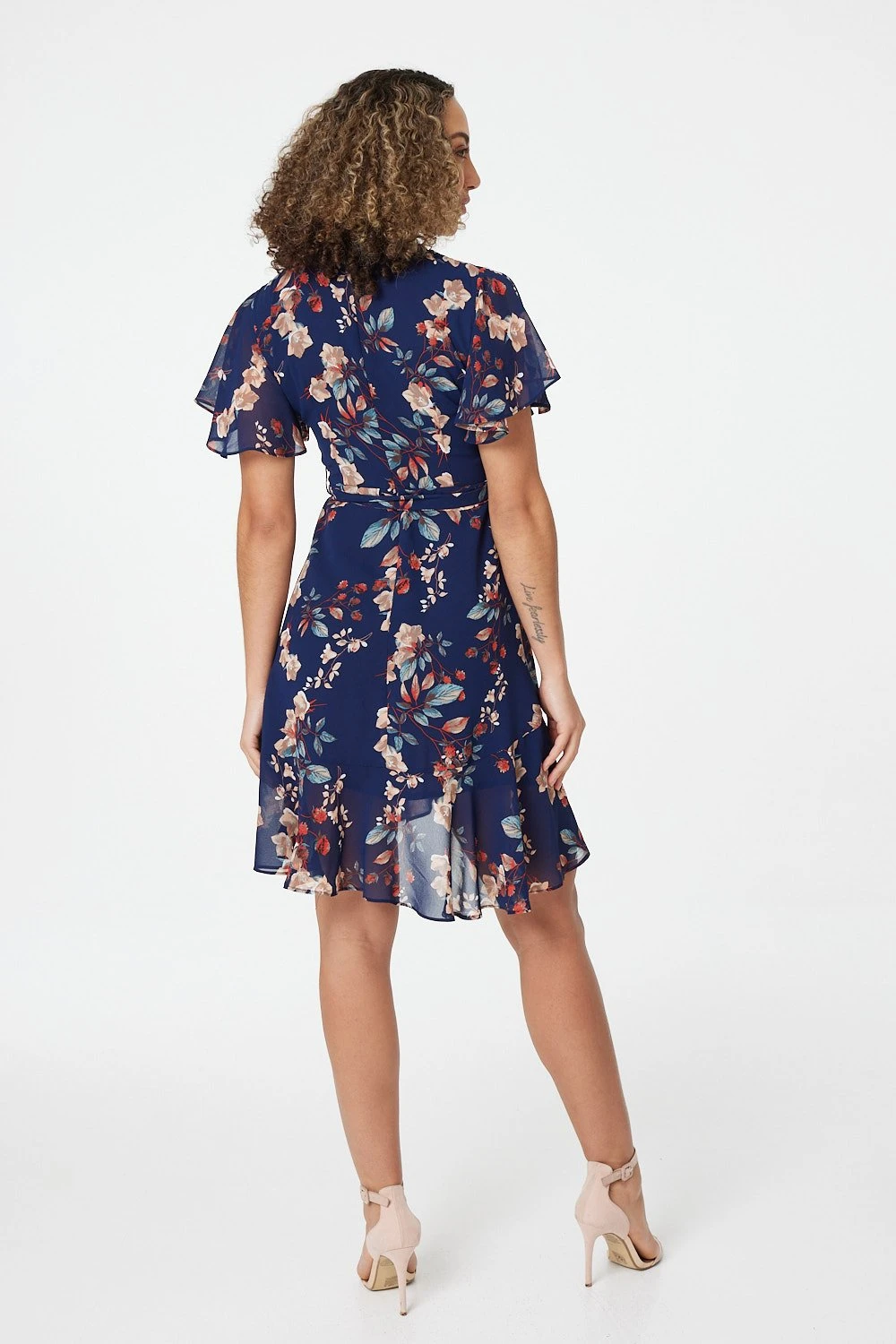Izabel London – Floral Tie Front Mini Dress - Image 3