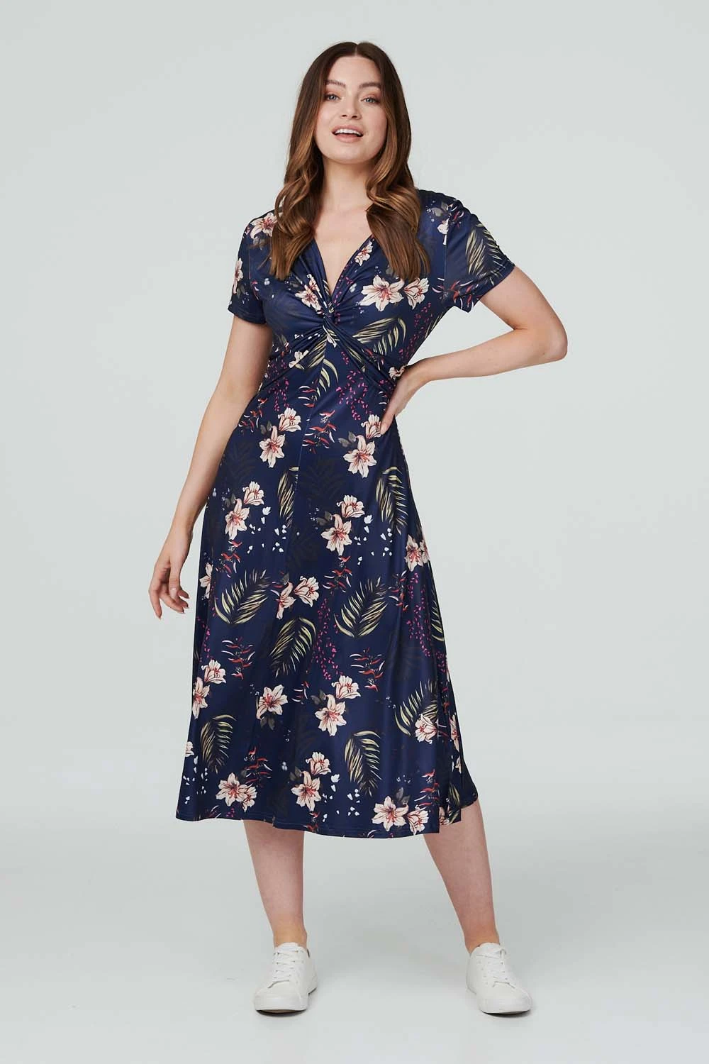 Izabel London – Floral Twist Front Midi Dress