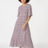 Izabel London – Floral Angel Sleeved Midi Dress