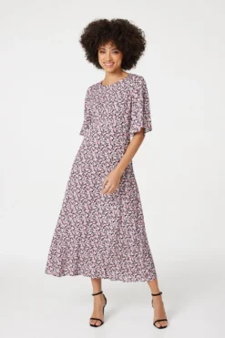 Izabel London – Floral Angel Sleeved Midi Dress