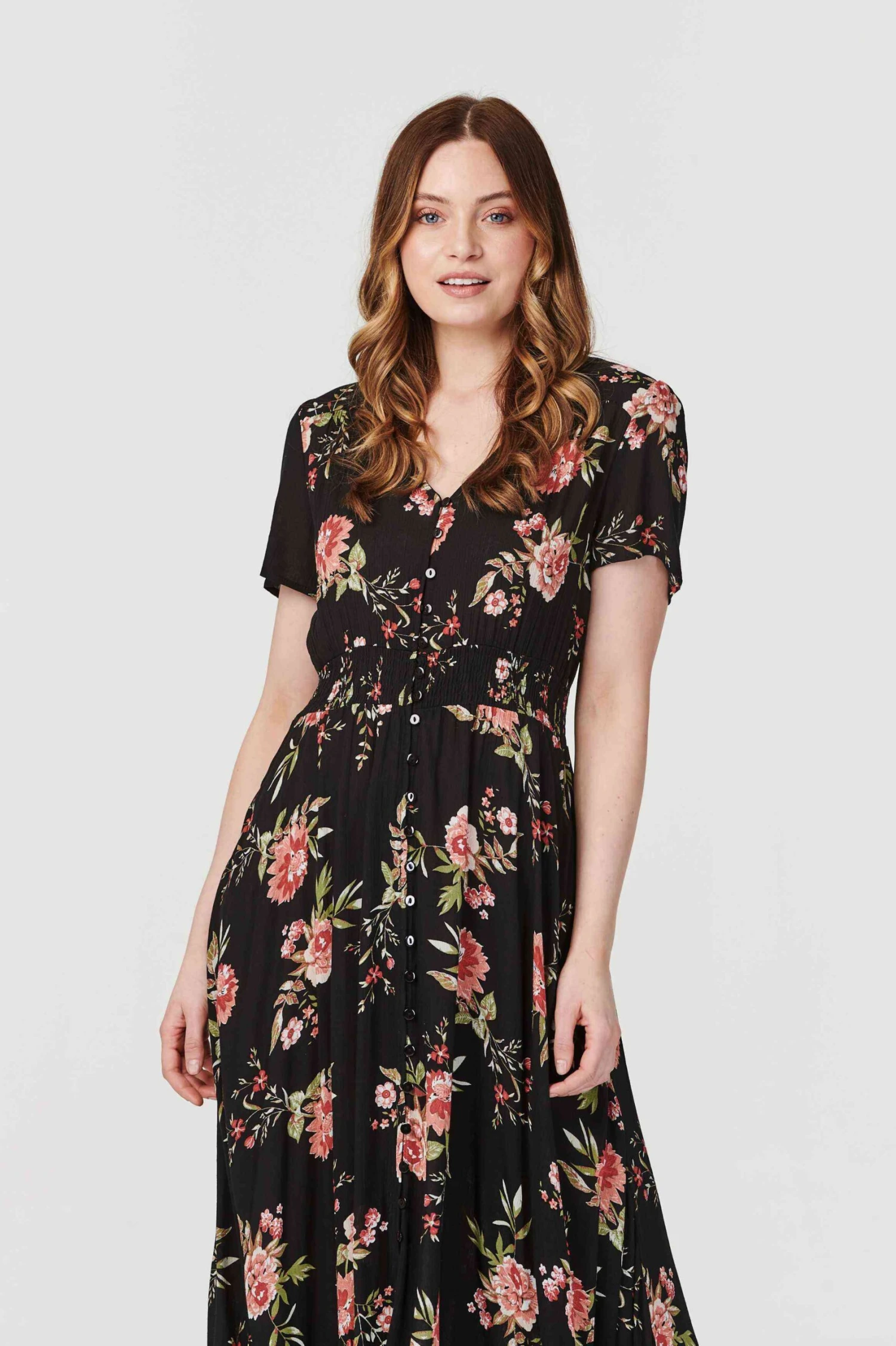 Izabel London – Floral Short Sleeve Maxi Dress - Image 2