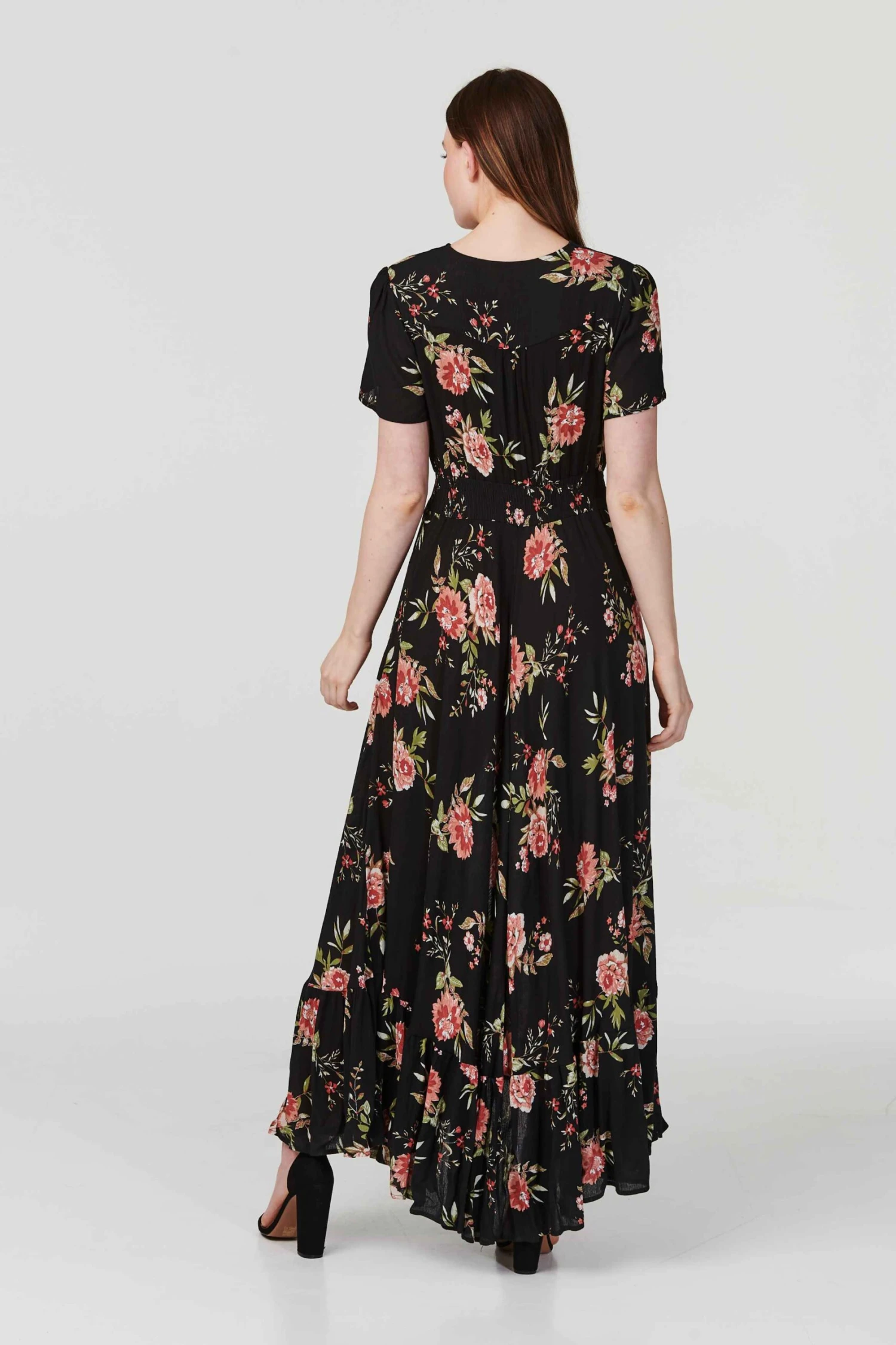 Izabel London – Floral Short Sleeve Maxi Dress - Image 3