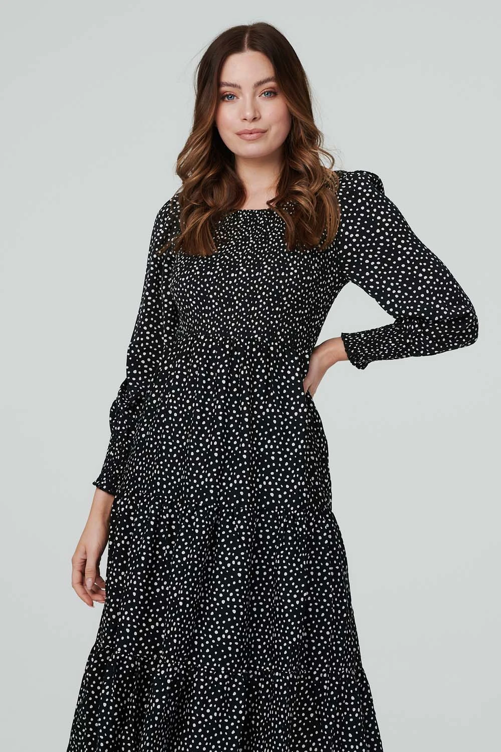 Izabel London – Spotty Print Smocked Dress - Image 2