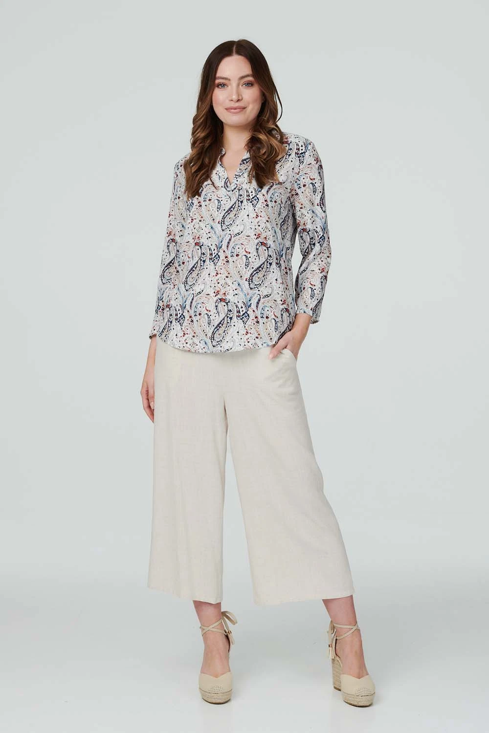 Izabel London – Paisley Collarless Blouse
